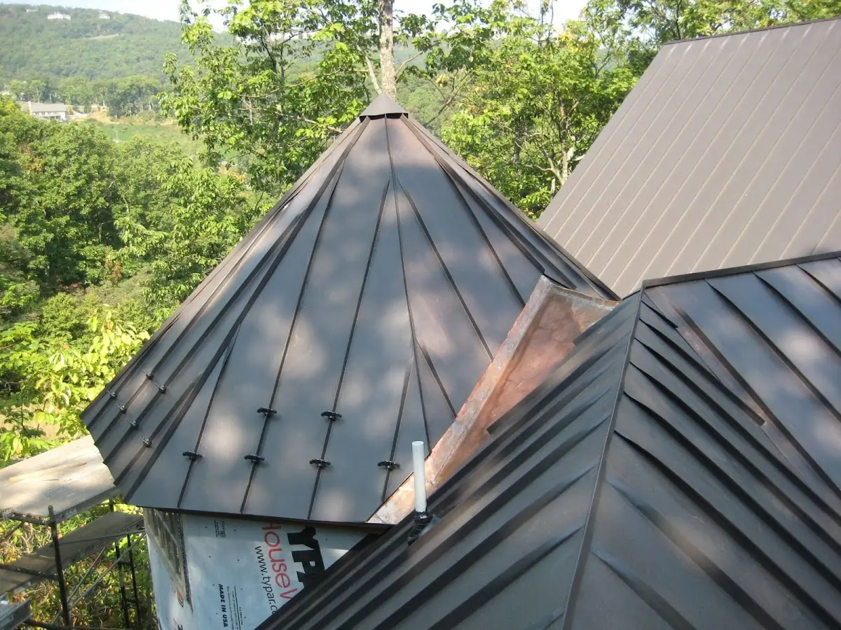 Professional Roof Tarp Installation by Craftsman Roofing in West Hills